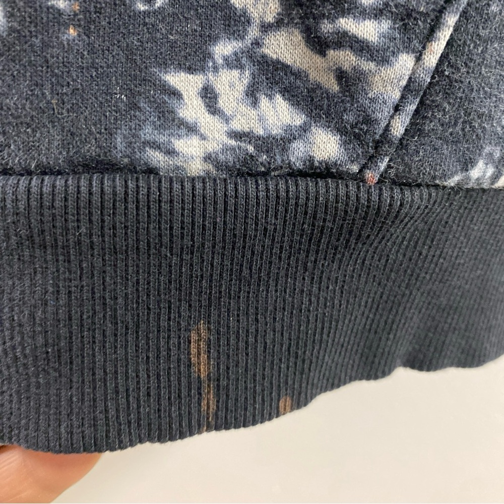 Under Armour Black and Orange Sz‎ L Hoodie - Picture 5 of 7